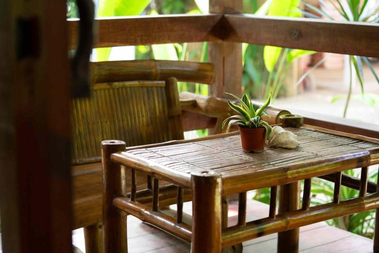 Romantic Beach Villas General Luna  Luaran gambar