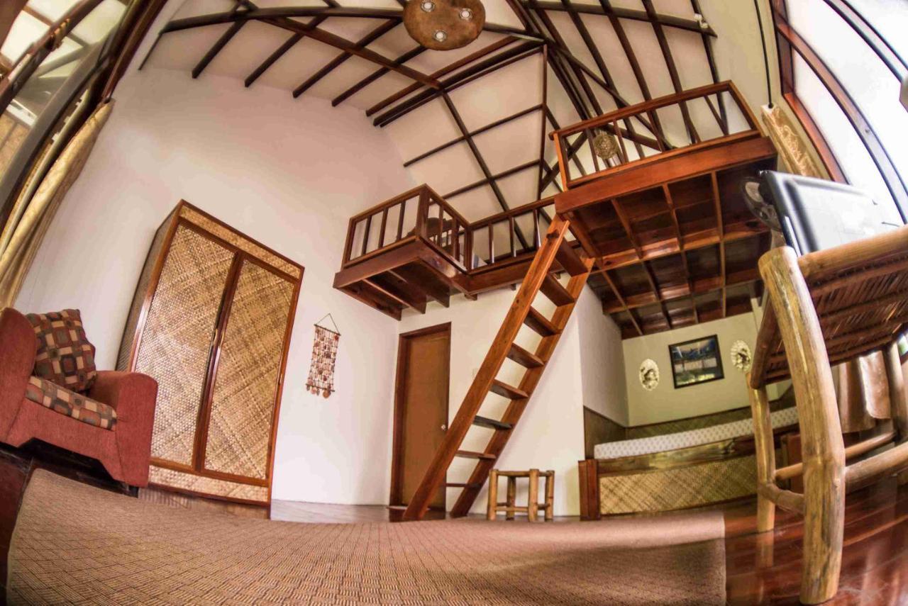 Romantic Beach Villas General Luna  Luaran gambar